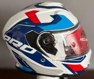 FF 935 PRO WHİTE STİCKER1 KASK